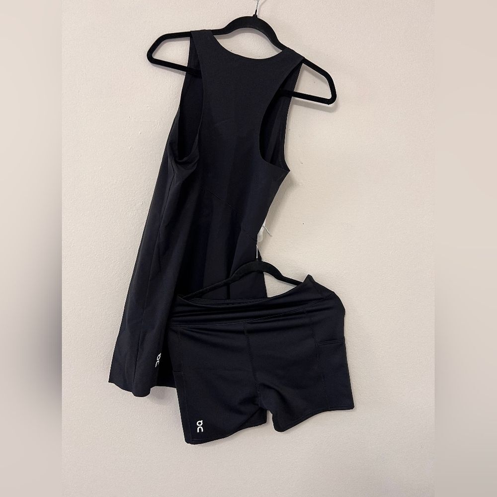 On Running Women's Court Tennis Sleek Black Athletic Dress With Shorts Medium - Picture 9 of 11